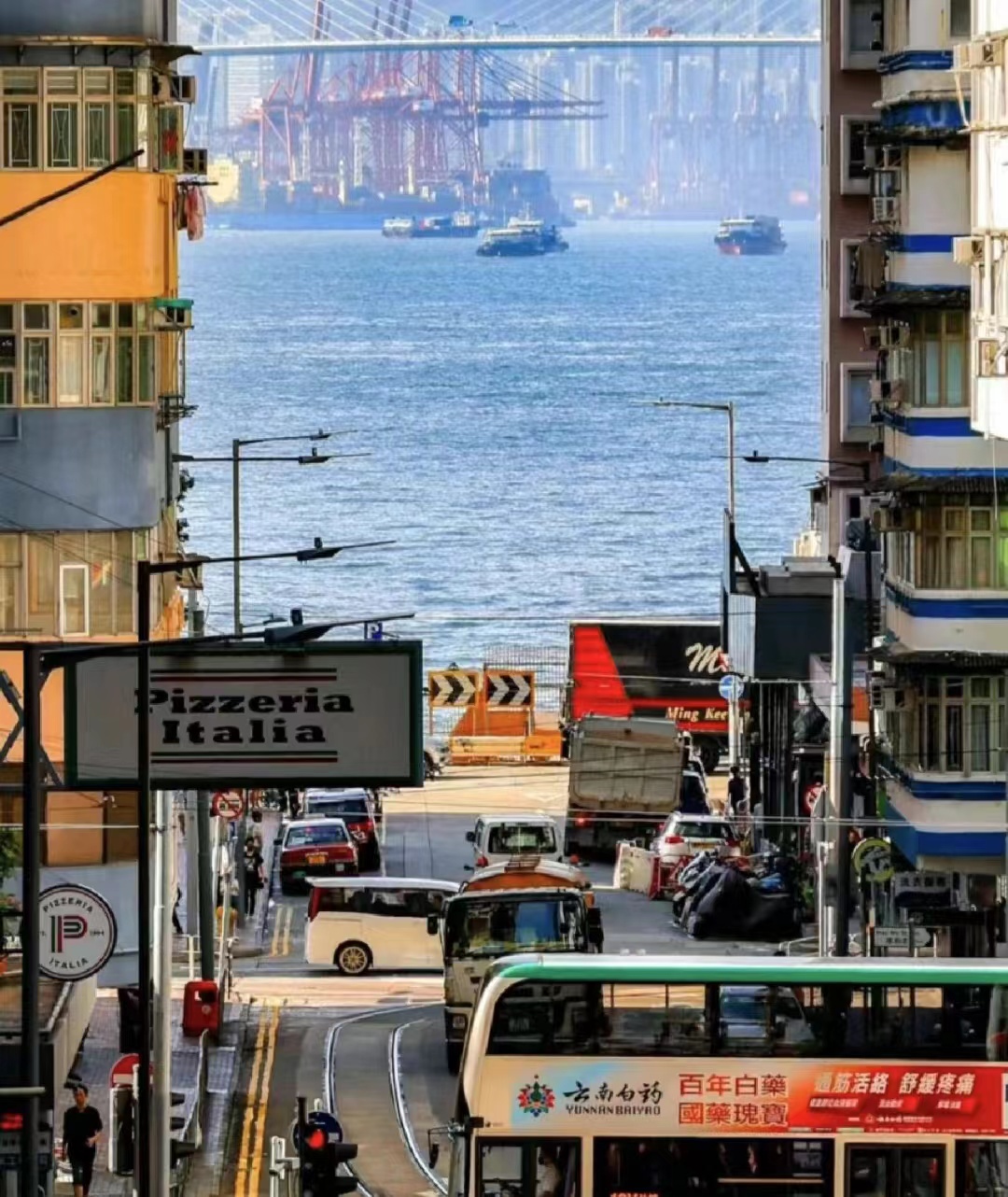 香港留学：低成本获取香港身份，附 香港12 所大学申请指南